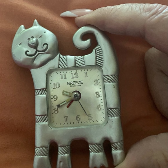 Cat standing clock Breeze collection - Picture 4 of 13